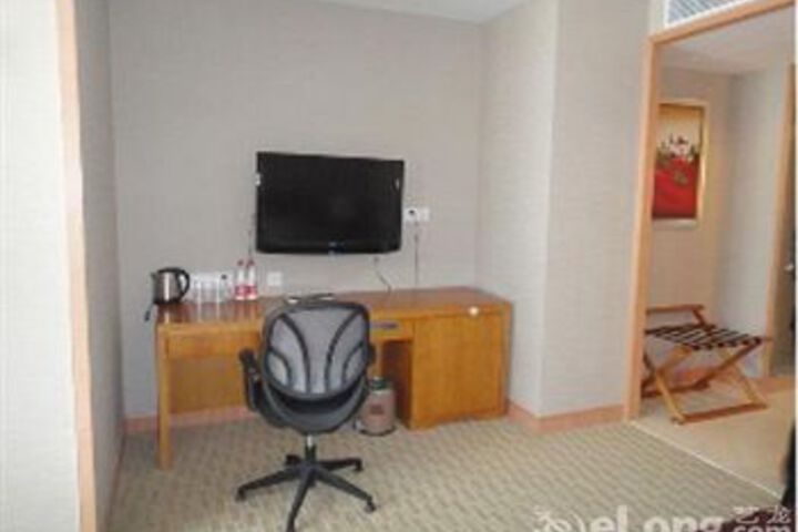 Room 41 of 75