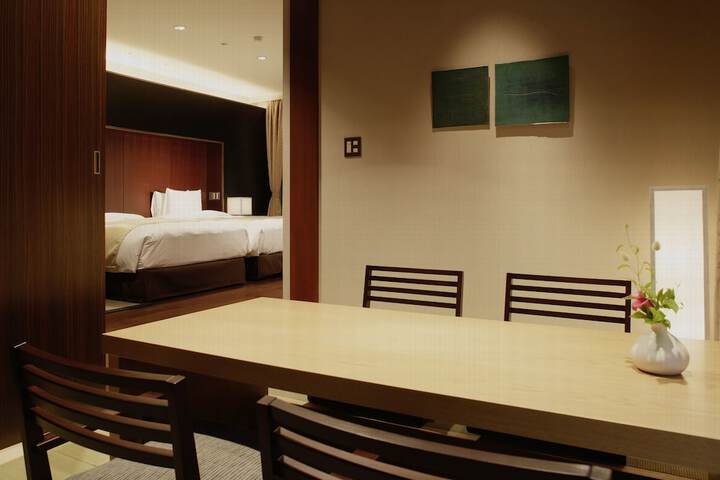Room 12 of 29