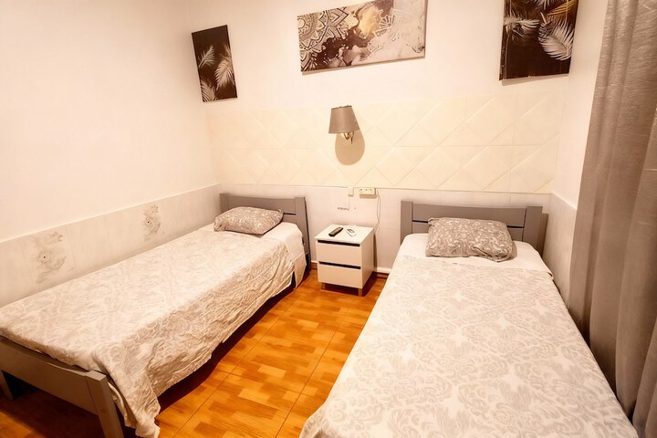 Room 26 of 112