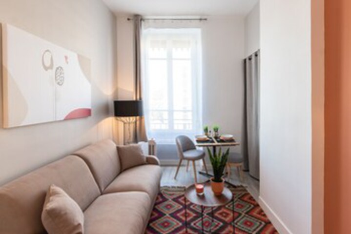 Room 14 of 31