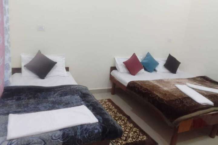 Room 6 of 20