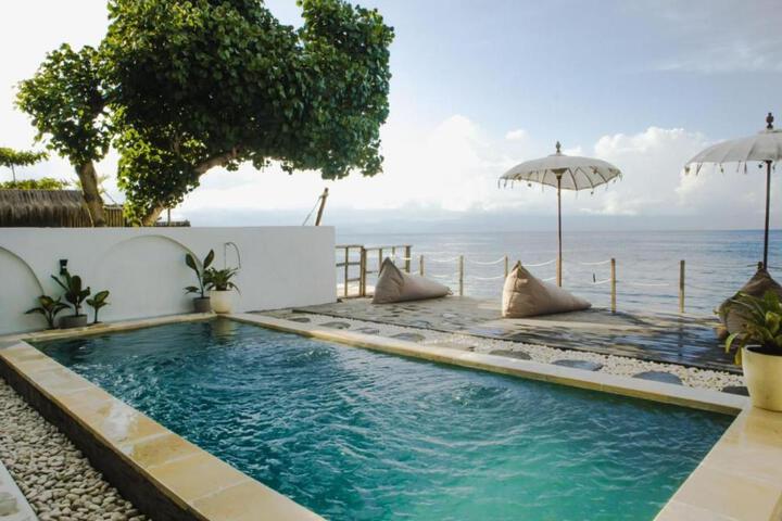 Exterior of LA Beach Nusa Penida