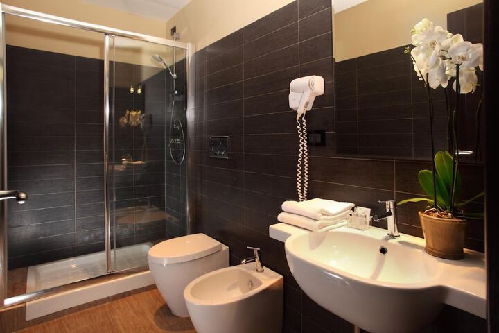 Bathroom Interior Photo