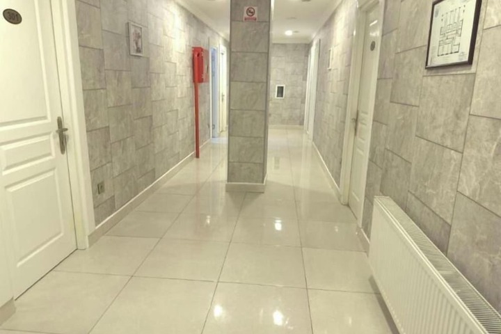 Ballroom/Hall 37 of 40