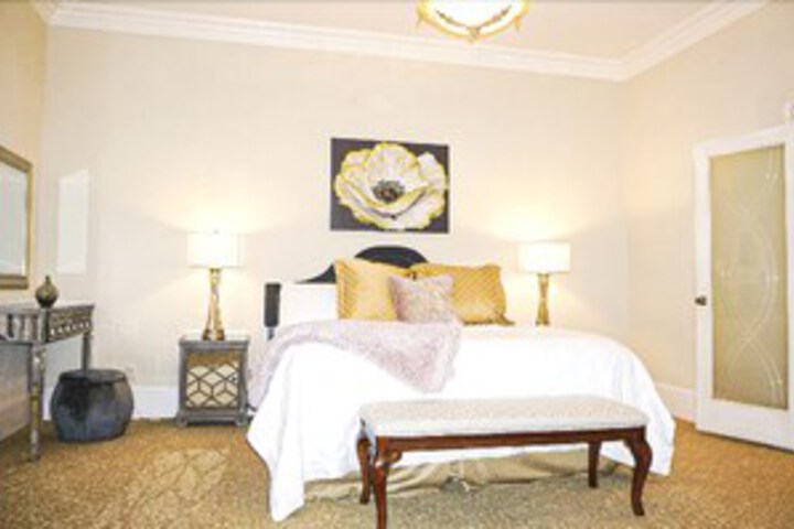 Room 27 of 53