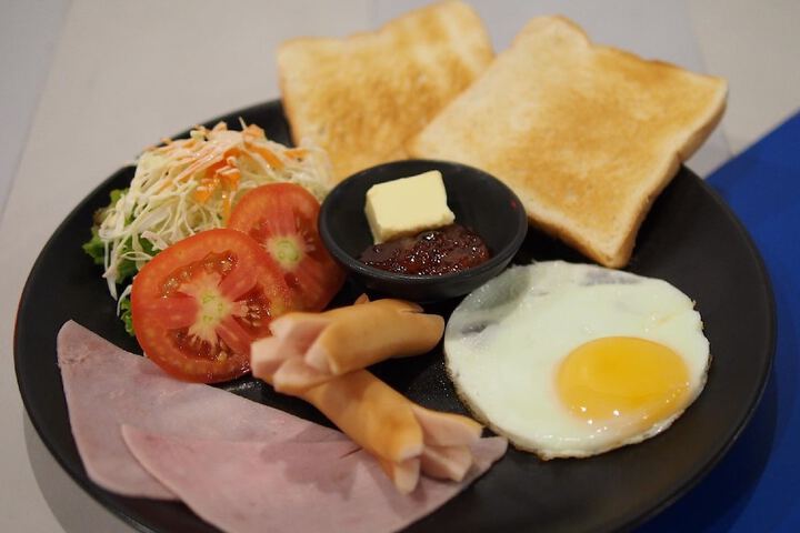 Breakfast/Coffee Service 54 of 72