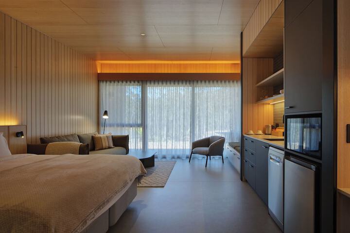 Room 25 of 61