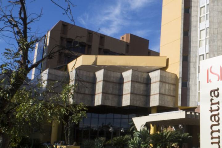 Sumatra Hotel e Centro de Convenções