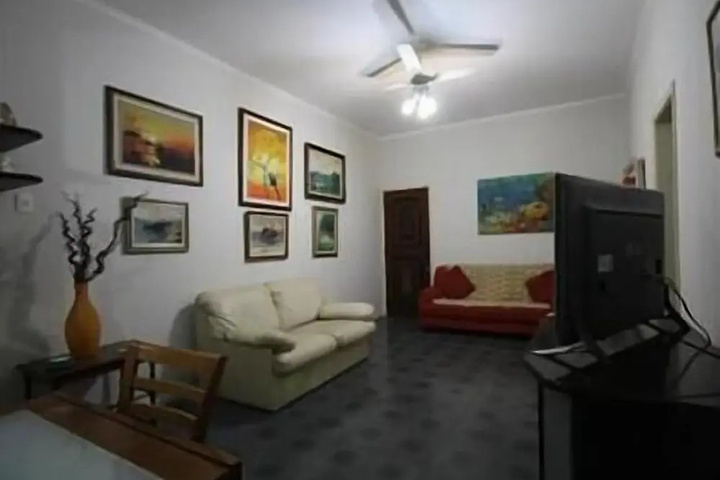 Room 12 of 15
