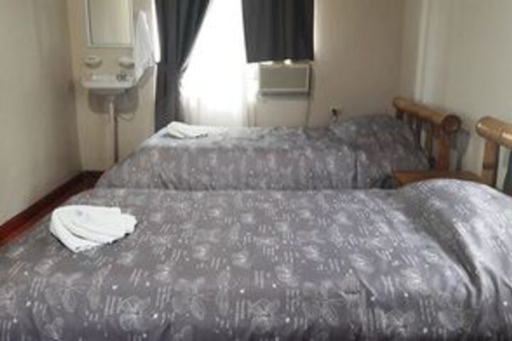 Room 36 of 84