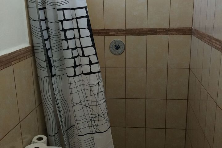 Room 35 of 44