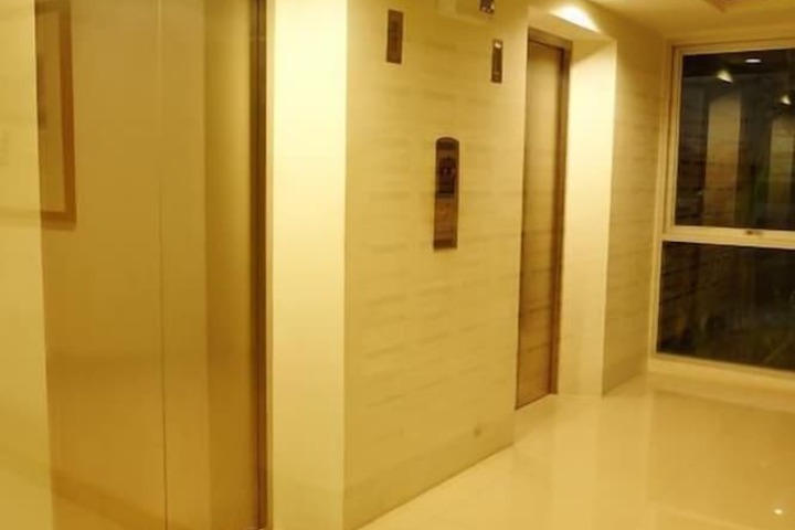 Room 7 of 20