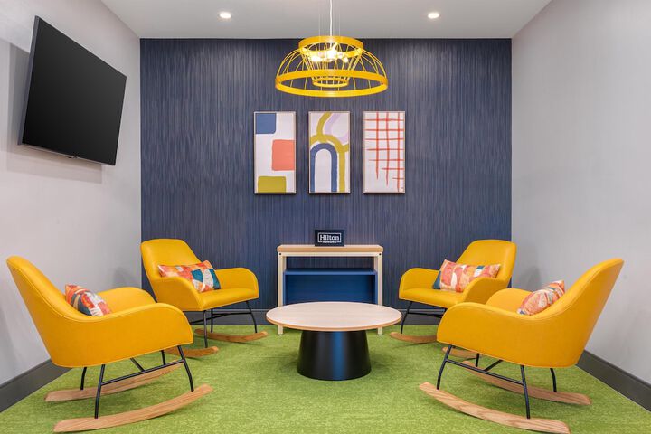 Guest Lobby