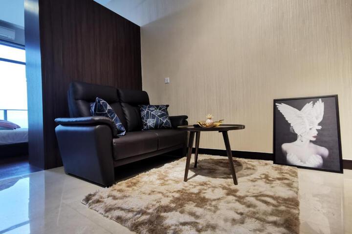 ATTIC✦ Peak of MLK Seaview Modern Studio #5