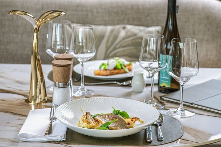 Dining 86 of 117
