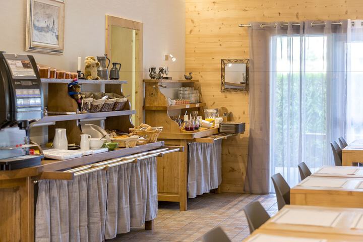 Breakfast/Coffee Service 16 of 28