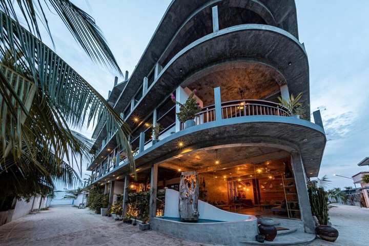 Hotel 41 of 43