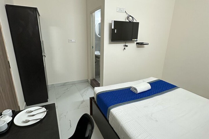 Room 16 of 31