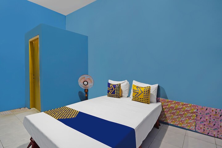 Room 10 of 21