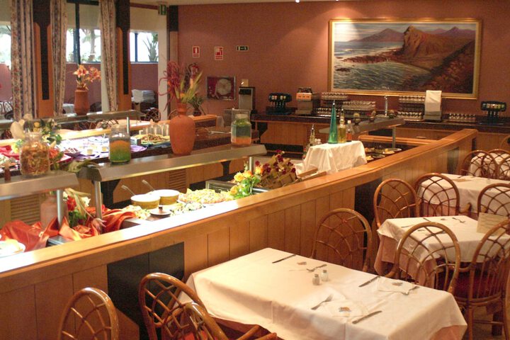 Dining Photos
