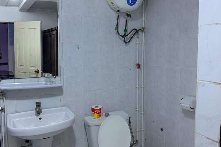 Room 74 of 87