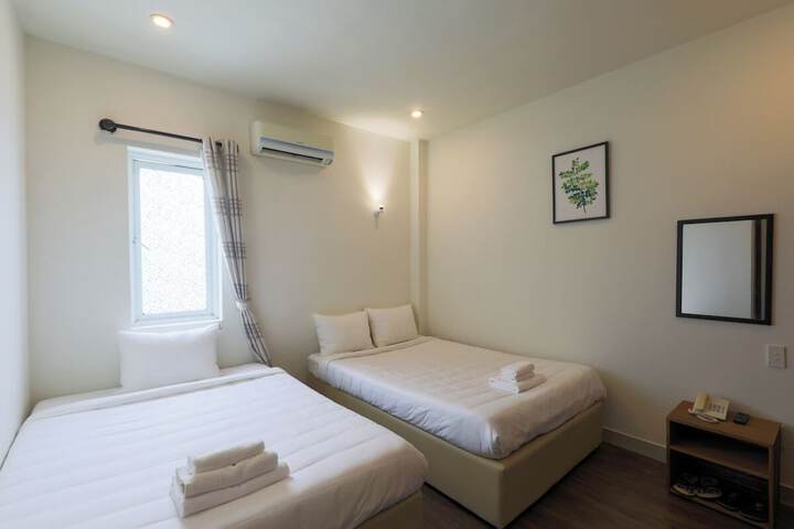Room 11 of 22