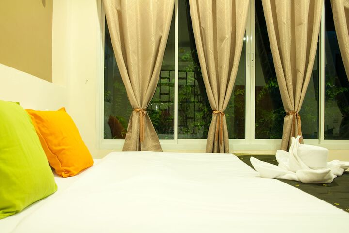 Room 12 of 43