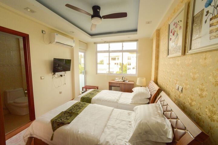 Room 37 of 38