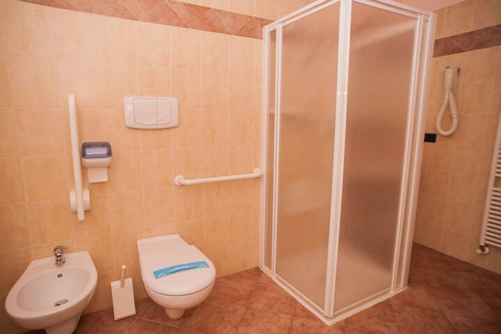 Room 30 of 70