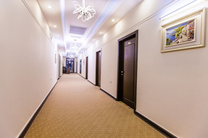 Ballroom/Hall 55 of 68