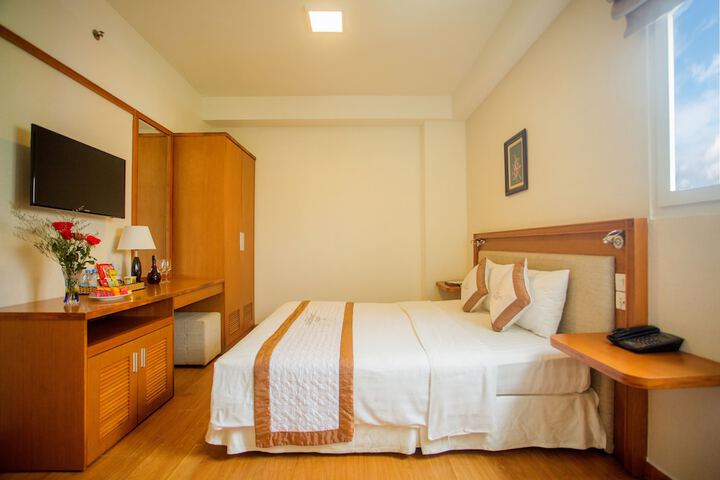 Room 26 of 49