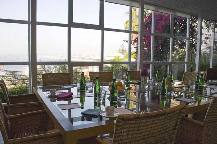 Dining 48 of 63