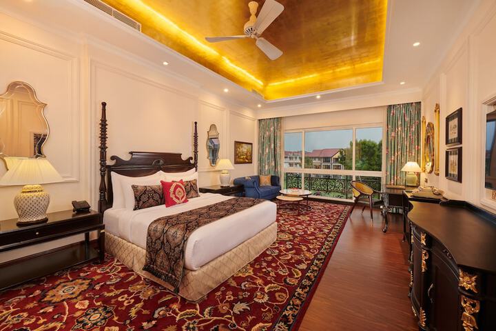 Room 15 of 62