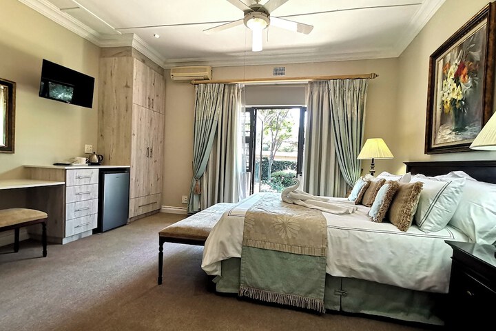Room 15 of 57