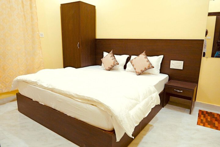 Room 8 of 29
