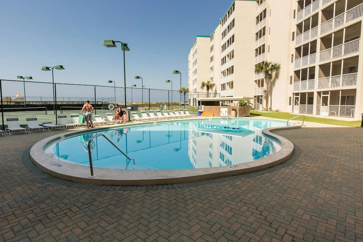 Pool 9 of 29