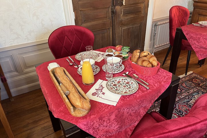 Breakfast/Coffee Service 85 of 116