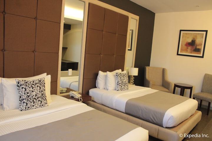 Room 13 of 49