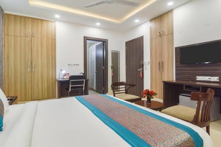 Room 7 of 43