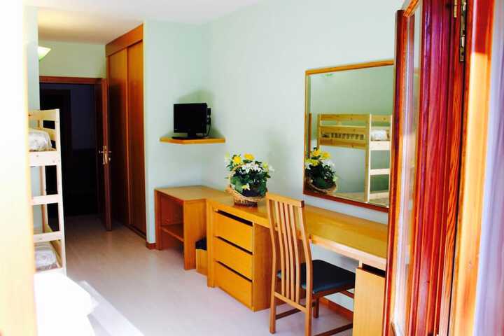 Room 8 of 61