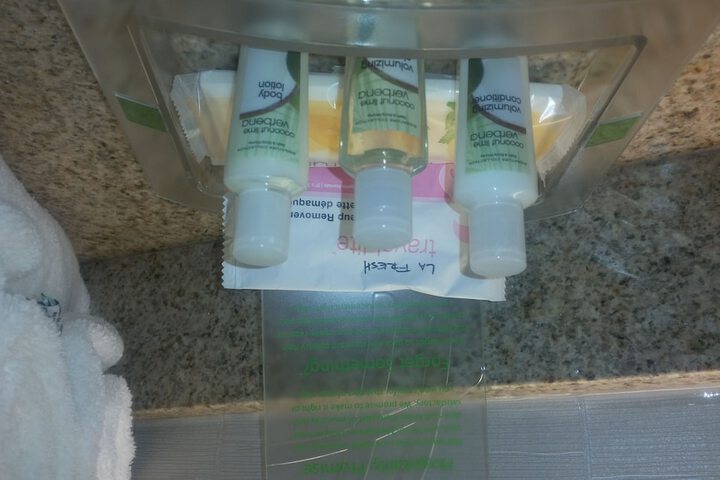 Bathroom amenities