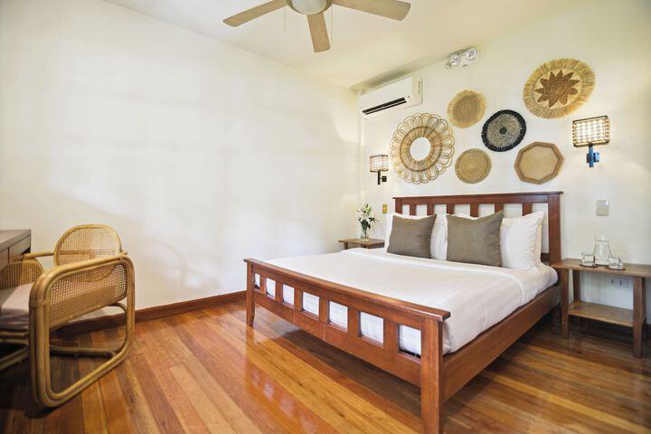 Room 14 of 54
