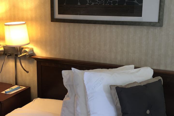 2 Double Beds (8 of 15)