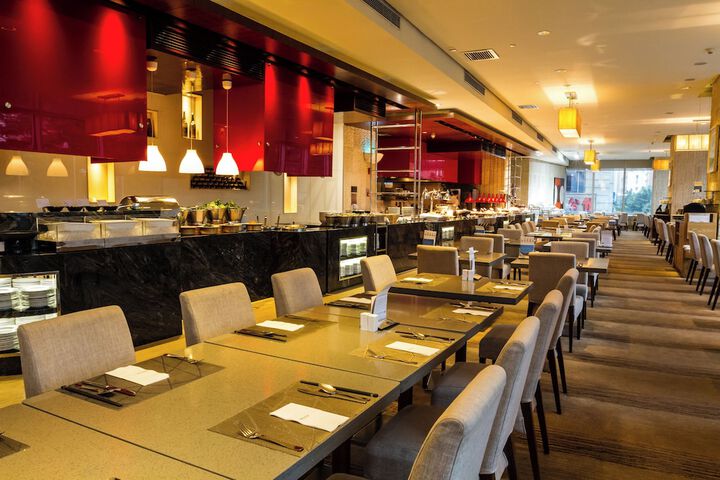 Dining 74 of 152