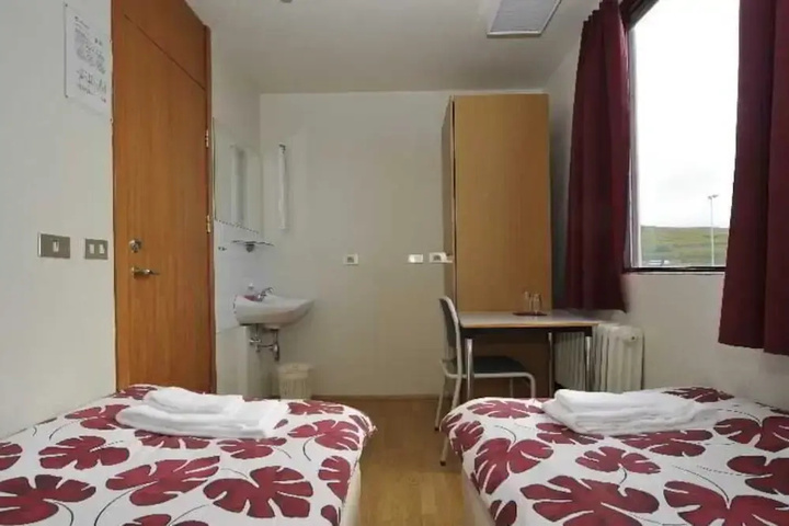 guest_rooms