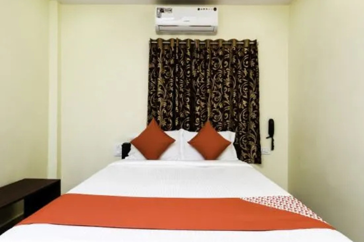 Room 2 of 12