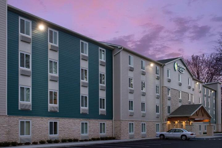 Photo of WoodSpring Suites Columbus Fort Benning Bldg. 1