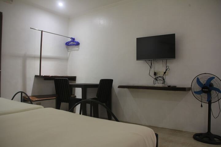 Room 28 of 62