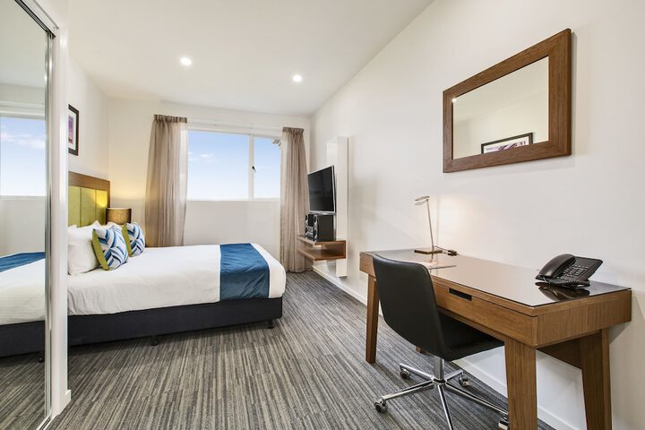Room 4 of 29