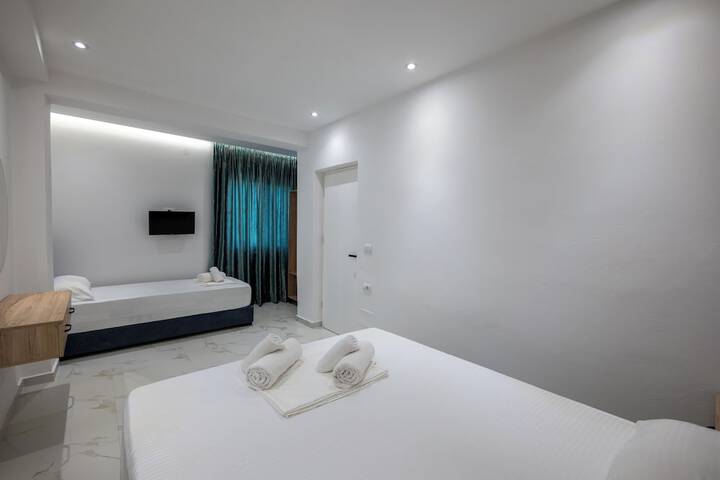 Room 31 of 82